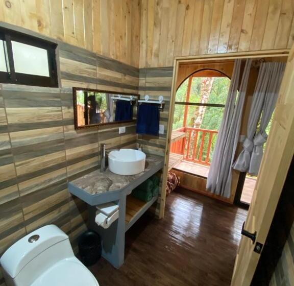 فندق Cabaña Anturios