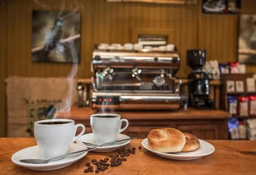 فندق Cabaña Anturios