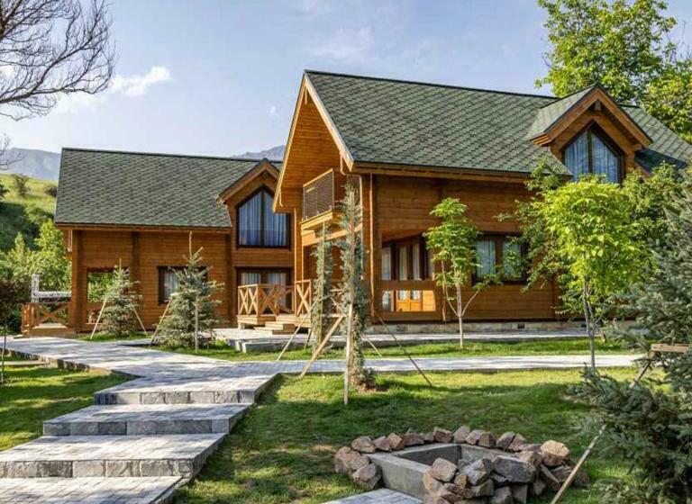בית מלון כפרי Green Hills Resort Uzbekistan