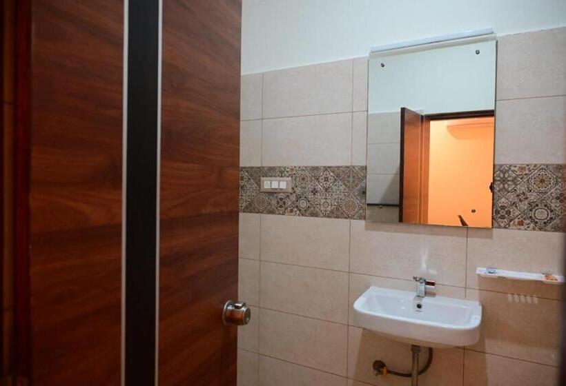 فندق Kcg Residency