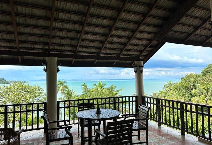 בית מלון כפרי Kooncharaburi Resort   Koh Chang