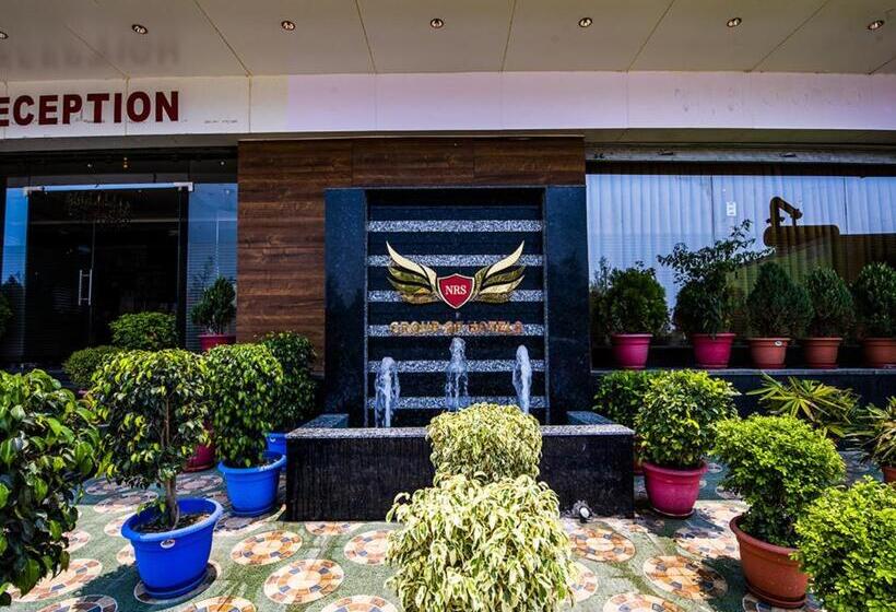 هتل Nrs Hillton