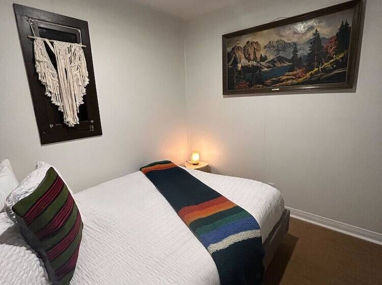 ホテル Three Pines Cabins