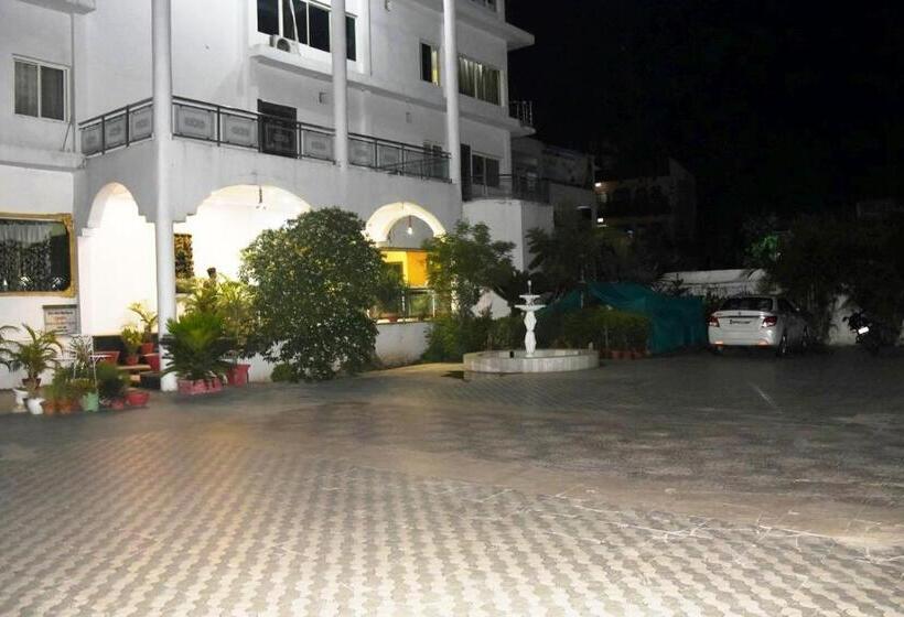 ホテル Udika Palace