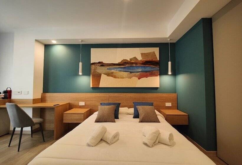 ペンション Carducci Art Guesthouse