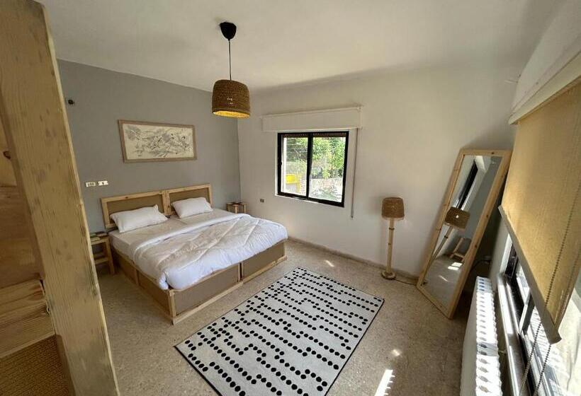 پانسیون Crafthouse