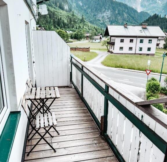 펜션 Der Gamsjäger