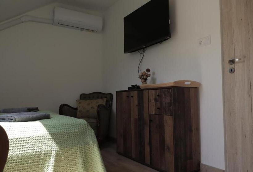 ペンション Maréja Vendégház