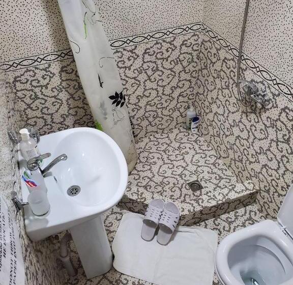 פנסיון Nursultan Grand Guest House