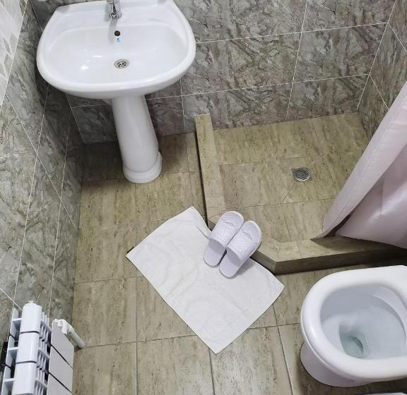 פנסיון Nursultan Grand Guest House