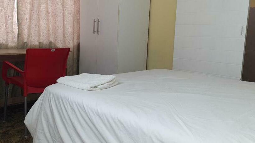 بنسيون Ojong S Court Kraaifontein