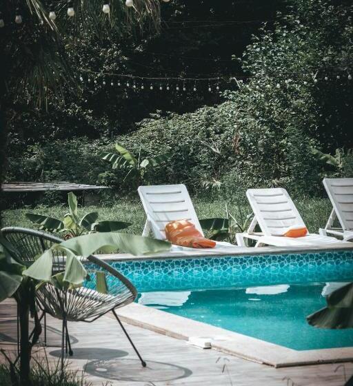 پانسیون Park Cottage Mtirala National Park