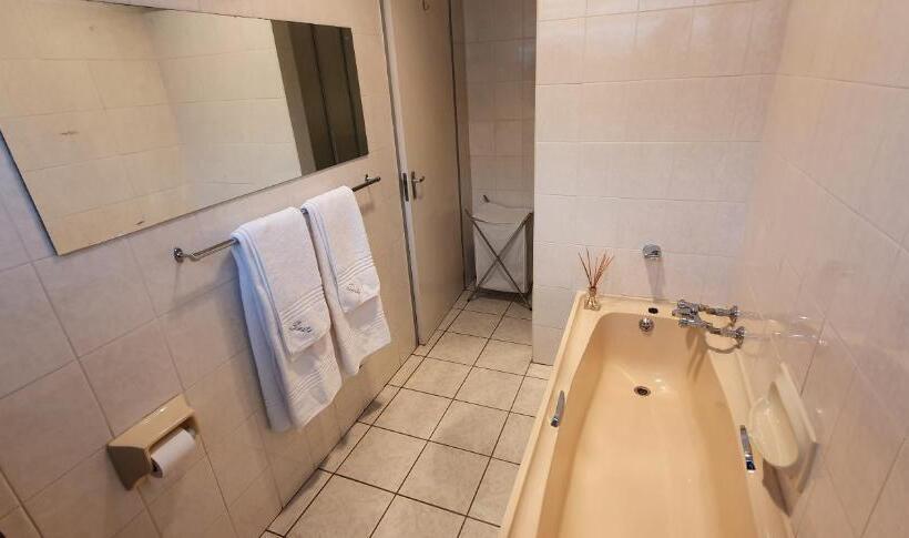 بنسيون Siesta Guest House