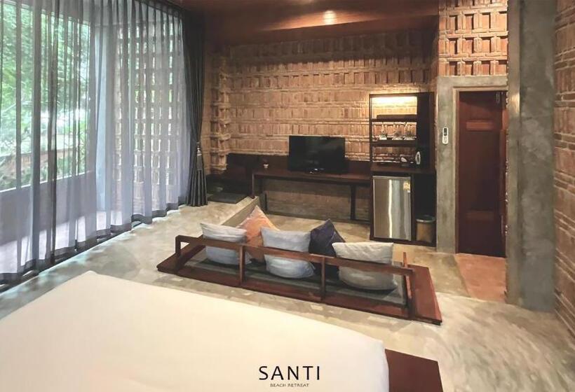 استراحتگاه Santi Beach Retreat