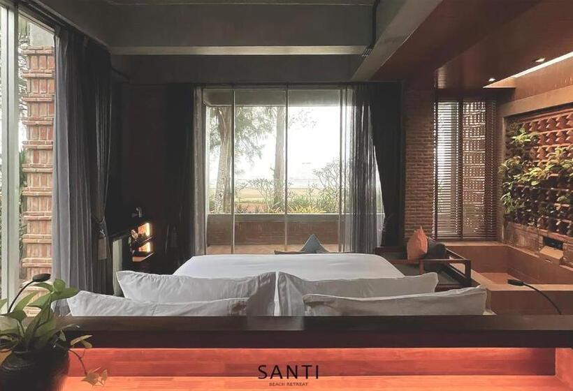 استراحتگاه Santi Beach Retreat