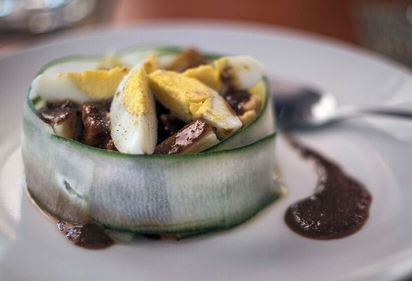 Solitude Lembeh Resort