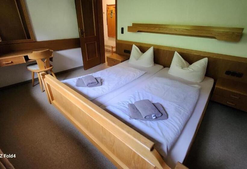 فندق صغير Gasthof Starzelhaus