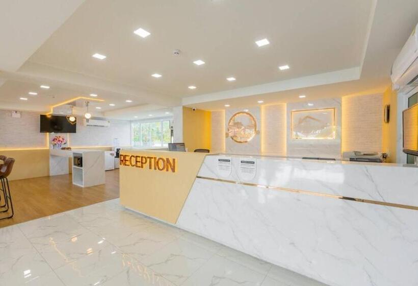 فندق صغير Sananwan Hometel