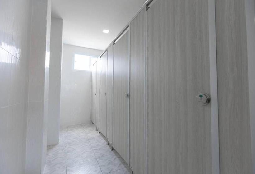 旅馆 Sananwan Hometel