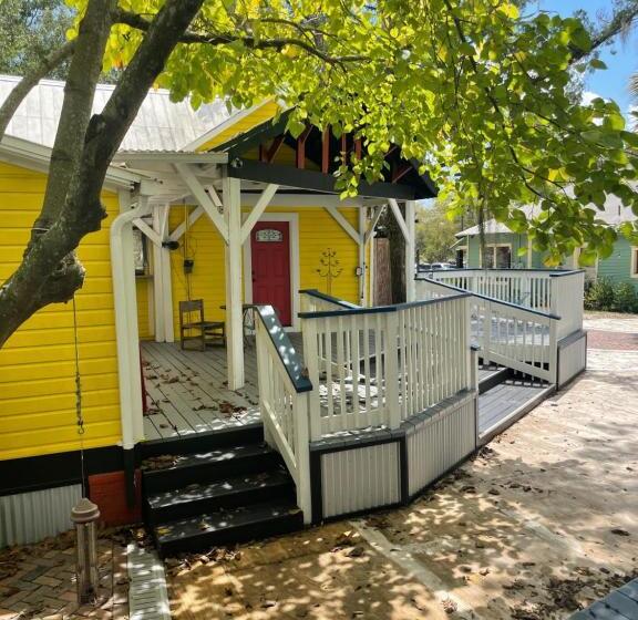 مبيت وإفطار Depot Village