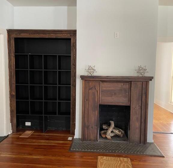 مبيت وإفطار Depot Village