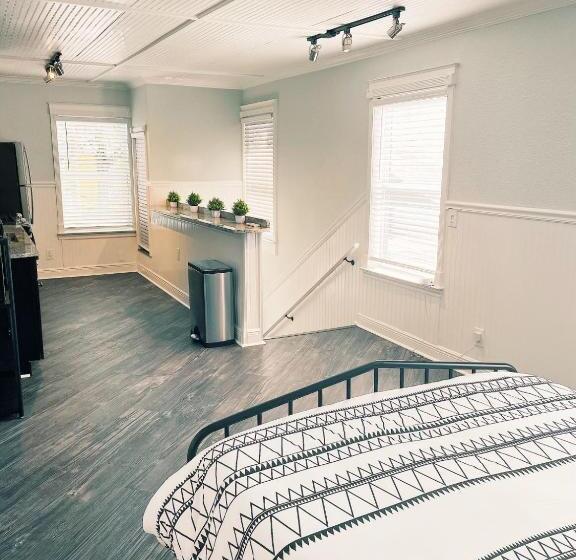 مبيت وإفطار Depot Village