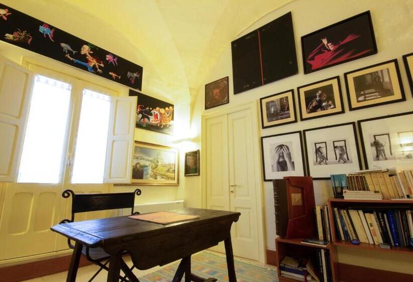 צימר Palazzo Raho Art Museum