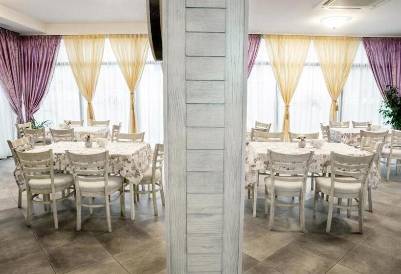 호텔 Astrea Deluxe