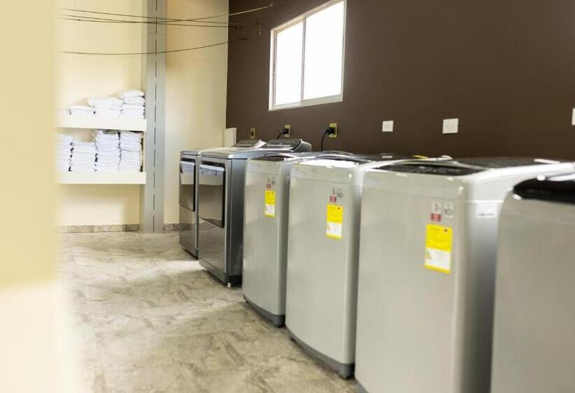 בית מלון כפרי Brisas Del Nus