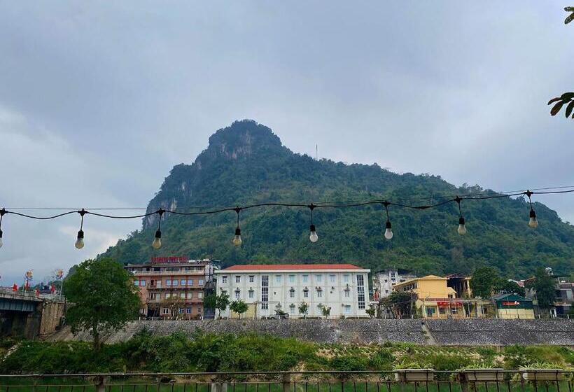 Capsule Hotel Sky Homestay Ha Giang