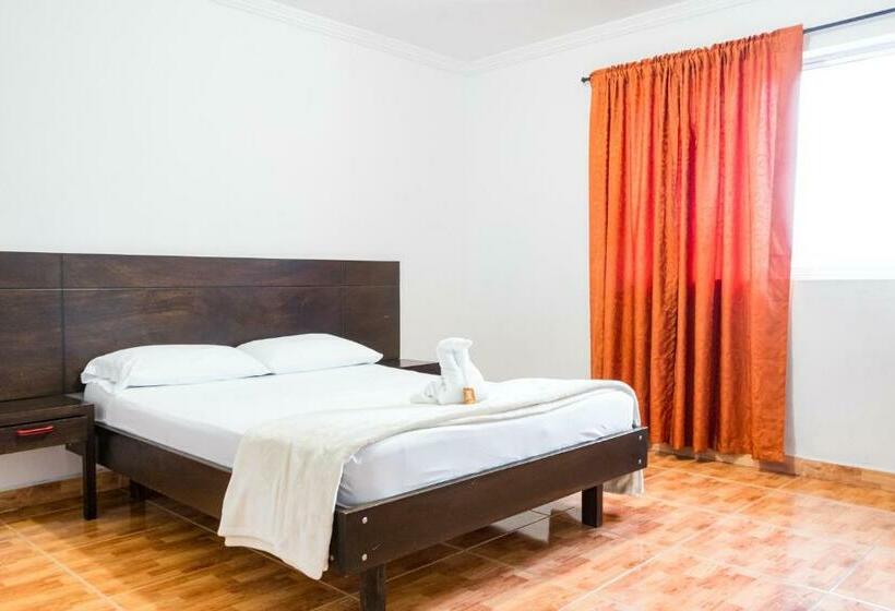 בית מלון כפרי Fuente De Oro