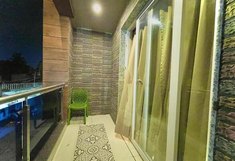 Kuber Palace ! Puri Near Sea Beach And Temple Fully Air Conditioned Hotel With Lift And Parking Faci