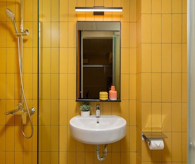 هتل Lyf Malate Manila   Managed By The Ascott Limited