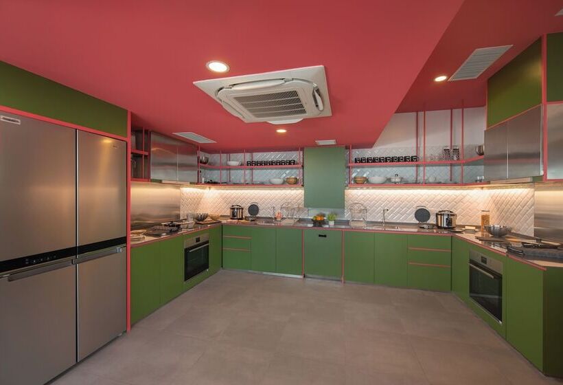 هتل Lyf Malate Manila   Managed By The Ascott Limited