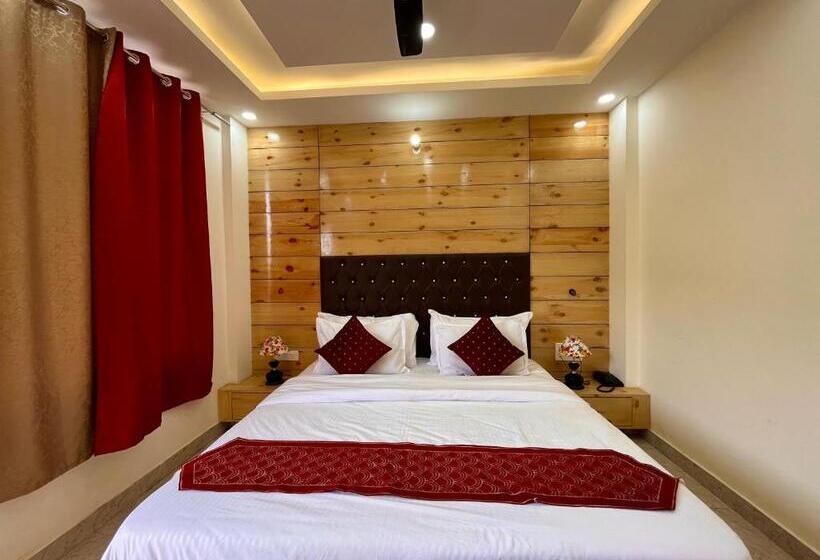 בית מלון כפרי Nature Heaven Lodge, Mussoorie