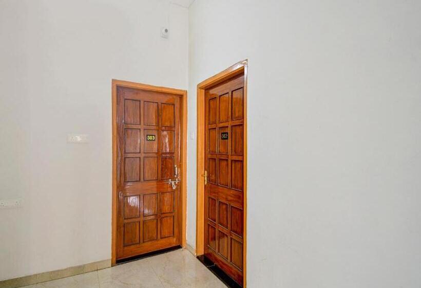 Otel Oyo 81269 Sivansh