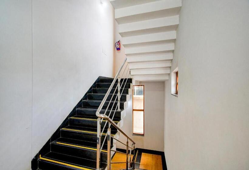 Otel Oyo 81269 Sivansh