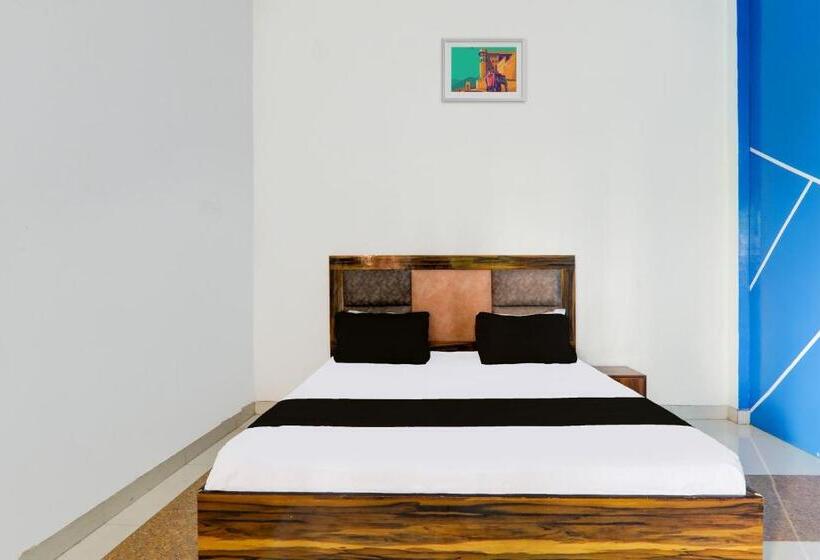 호텔 O Shivatri Reshort