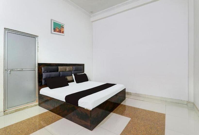 호텔 O Shivatri Reshort