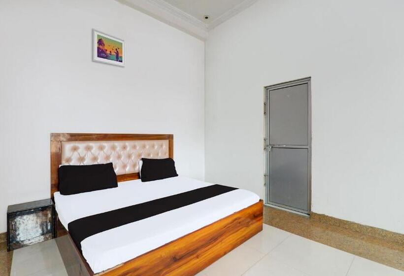 호텔 O Shivatri Reshort