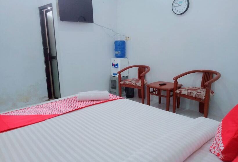 호텔 Oyo 92561 Excellent Kost