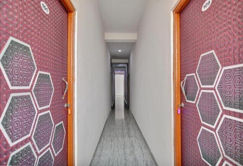 בית מלון כפרי Oyo Flagship 81292  Choice Inn