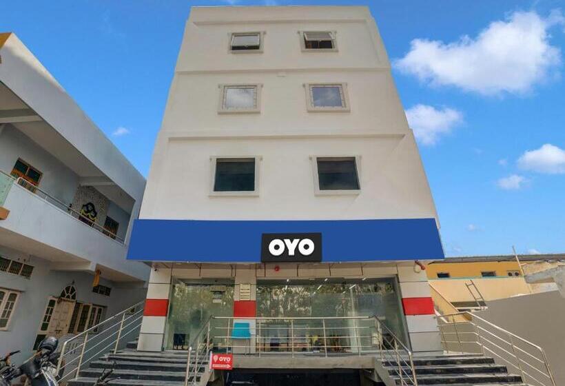 ホテル Oyo Flagship 81293  As Residency