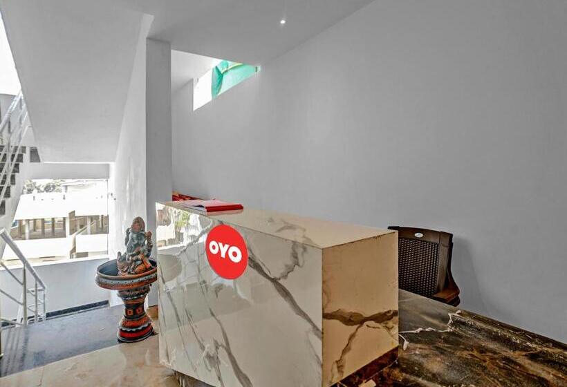 ホテル Oyo Flagship 81293  As Residency