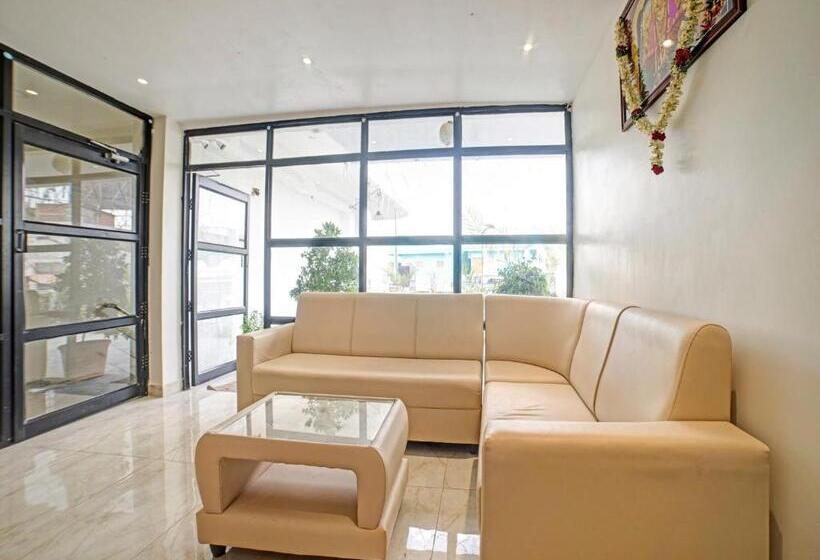 Отель Swagath Residency