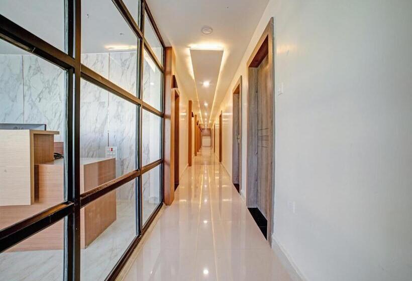 Отель Swagath Residency