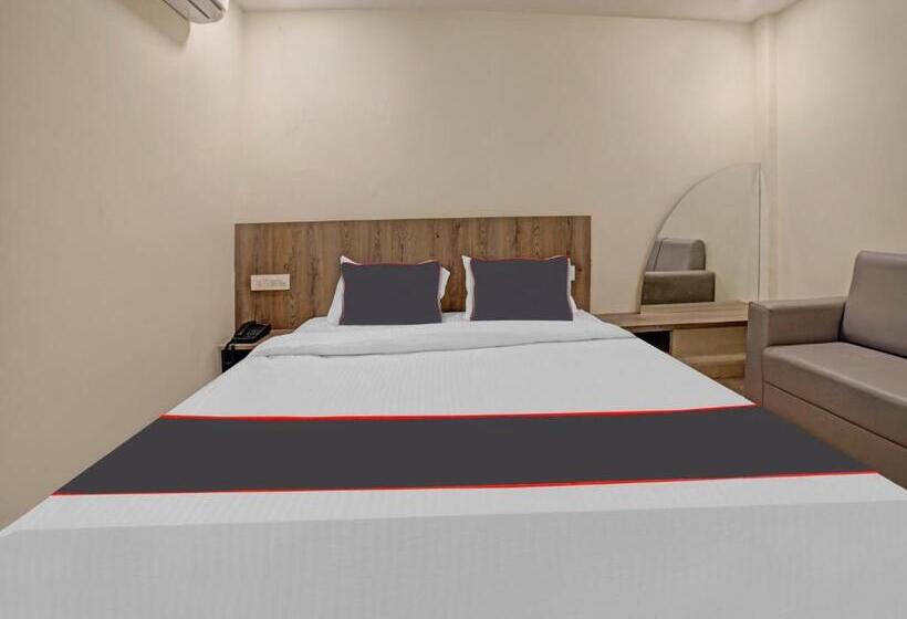 Отель Swagath Residency