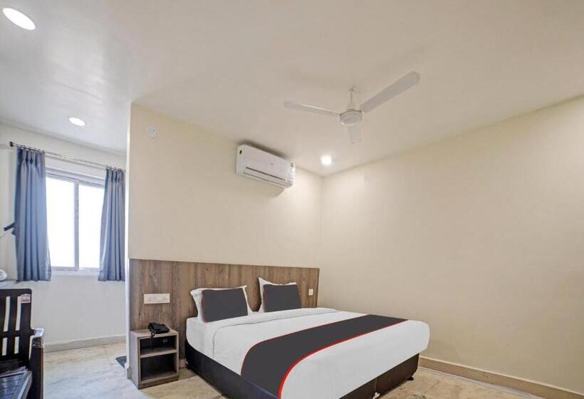 Отель Swagath Residency