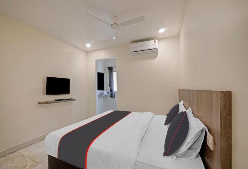 Отель Swagath Residency