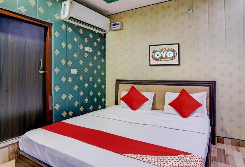 Отель Oyo Flagship 81296 Sh